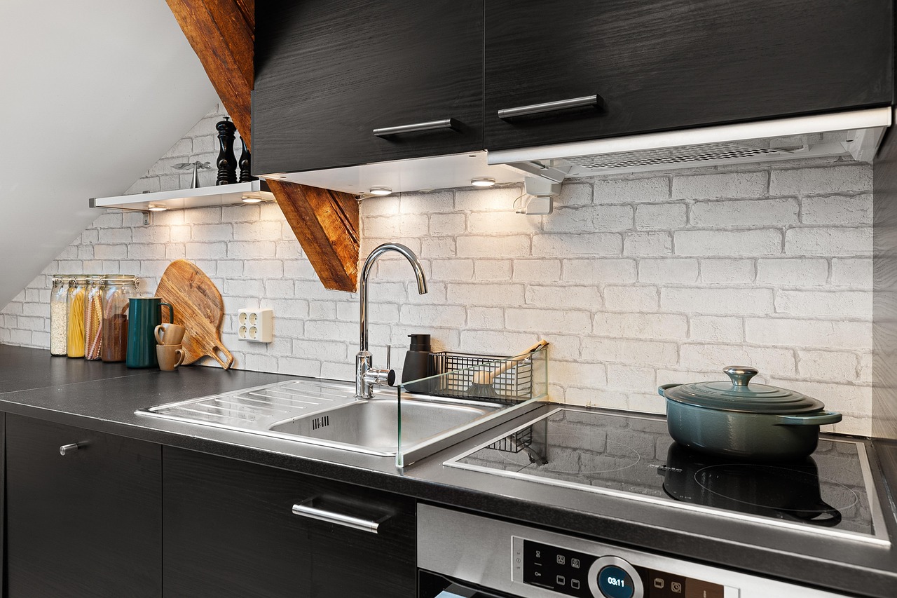 tips to unclog your kitchen sink